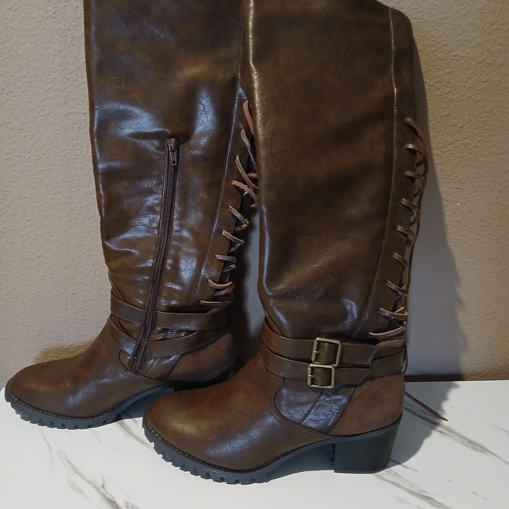Brown Knee-High Leather Boots